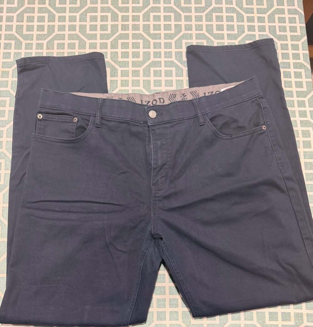 IZOD Regular Fit Straight Jeans 40x34 Black Denim